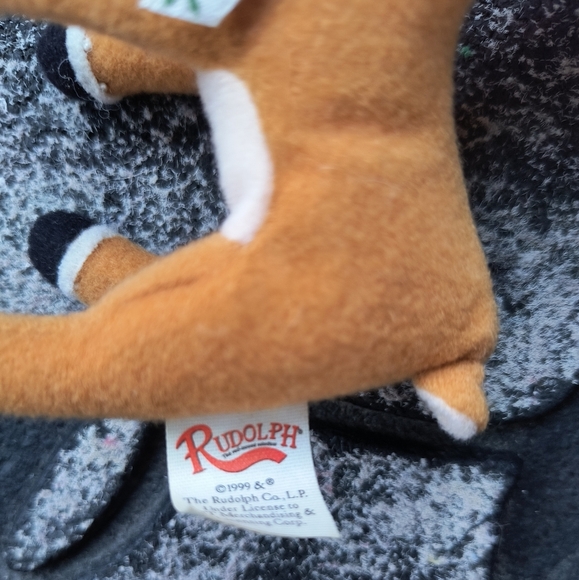 the Red-Nosed Reindeer Plush Toy - Picture 4 of 8